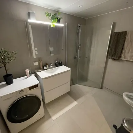 Modern Nearby Centrum Apartment Tromso