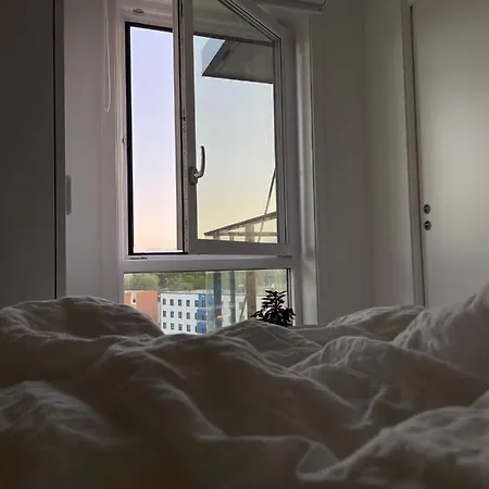 Apartment Modern Nearby Centrum